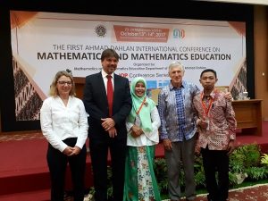 Dosen Prodi Pendidikan Matematika Universitas Alma Ata Mempresentasikan Hasil Penelitiannya pada Seminar Internasional AD INTERCOMME 2017