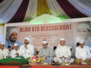 Alma Ata Bersholawat Bersama Habib Syech Dalam Rangka Memperingati Harlah Kedua Universitas Alma Ata
