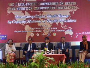 Universitas Alma Ata menyelenggarakan The 1st Asia-Pacific Partnership on Health and Nutrition Improvement Conference (APHNI) pada 3 Oktober 2019