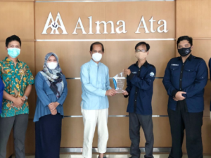 Tim IoT Universitas Alma Ata Juara 1 pada event Gorontalo Creativity Competition 2021