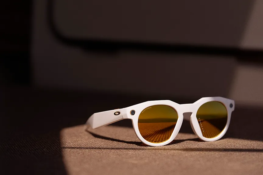 Oakley Meta HSTN: Kacamata AI Tahan Air dengan Kamera 3K