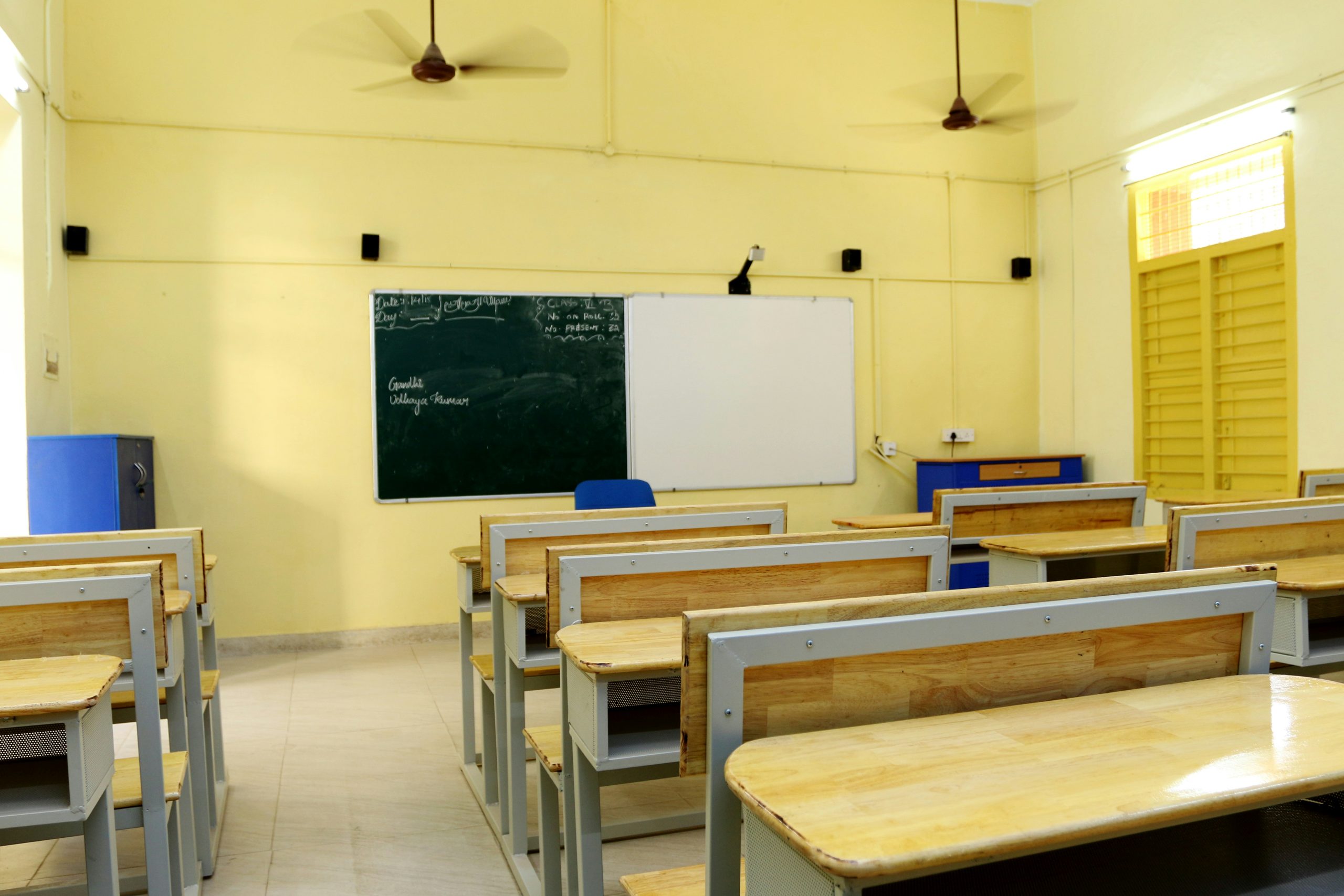 Menemukan Kembali Jalan Pendidikan