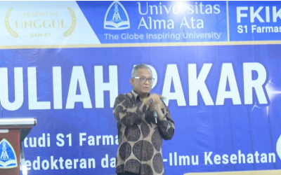 Kuliah Pakar Prodi S1 Farmasi Alma Ata Bahas Peran Farmakokinetika dalam Terapi Obat Bahan Alam